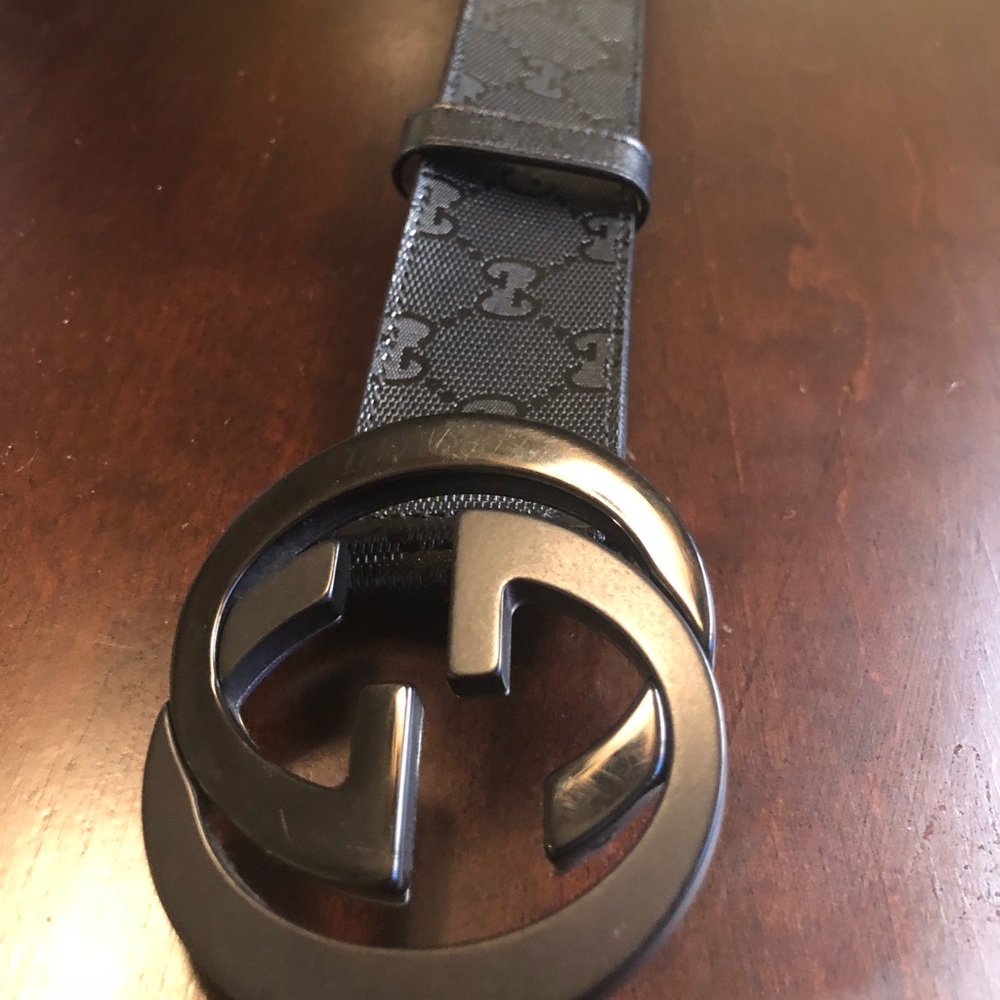 Black gucci belt